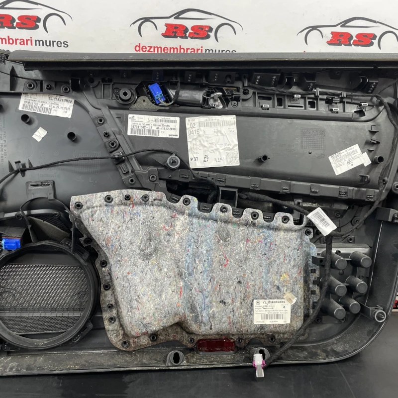 Panou tapiterie usa stanga fata / Volkswagen Passat B7 2014 / Interior