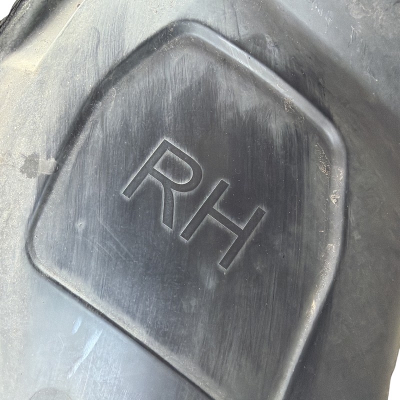 Carenaj dreapta fata mare / Ford Focus MK3 2015 / Caroserie, oglinzi si faruri