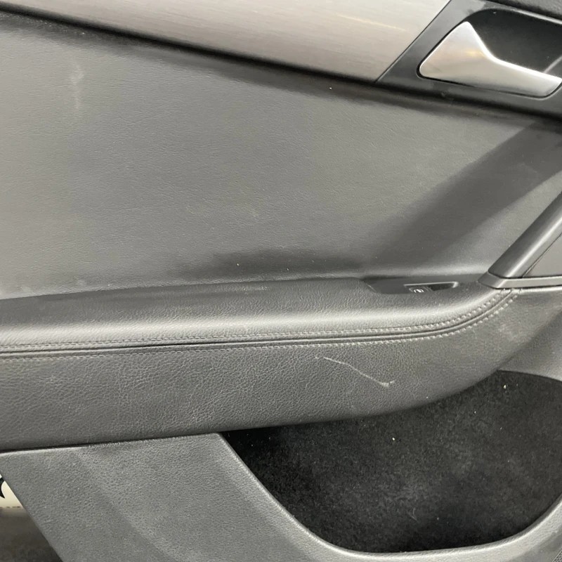 Panou tapiterie usa stanga spate / Volkswagen Passat B7 2012 / Interior