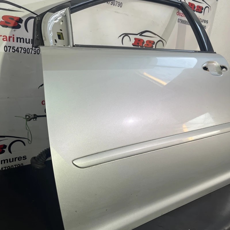 Usa stanga fata / Lexus RX 400h XU30 2007 / Caroserie, oglinzi si faruri