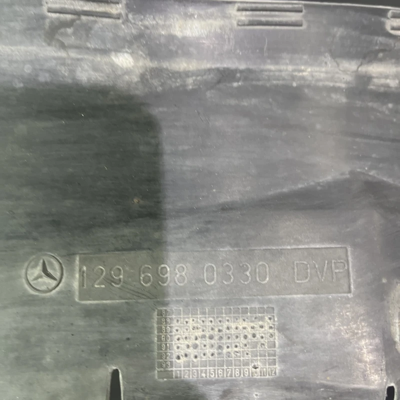 Carenaj stanga fata mare / Mercedes-Benz SL R129 1992 / Caroserie, oglinzi si faruri