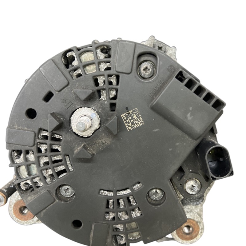 Alternator / Volkswagen Passat B7 2014 / Motor, racire si evacuare