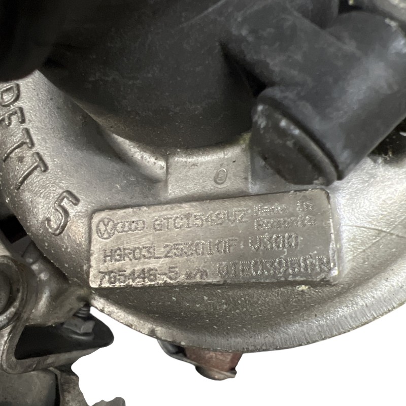 Turbosuflanta turbo turbina / Volkswagen Passat B7 2014 / Motor, racire si evacuare