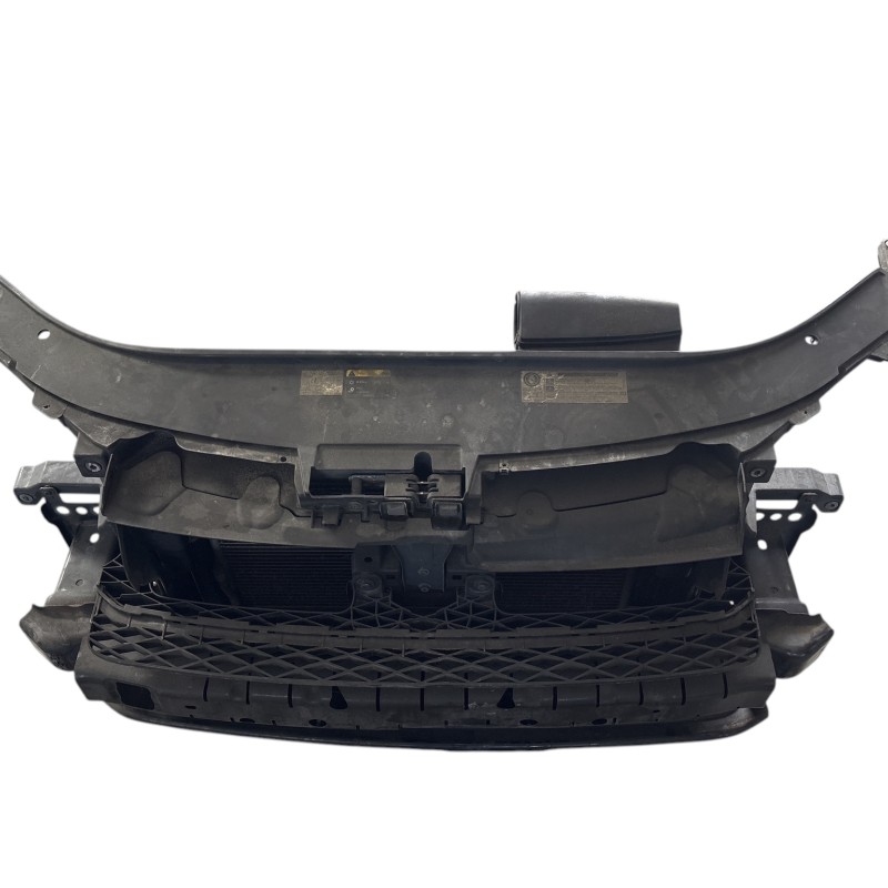 Trager complet / Volkswagen Passat B7 2013 / Caroserie, oglinzi si faruri
