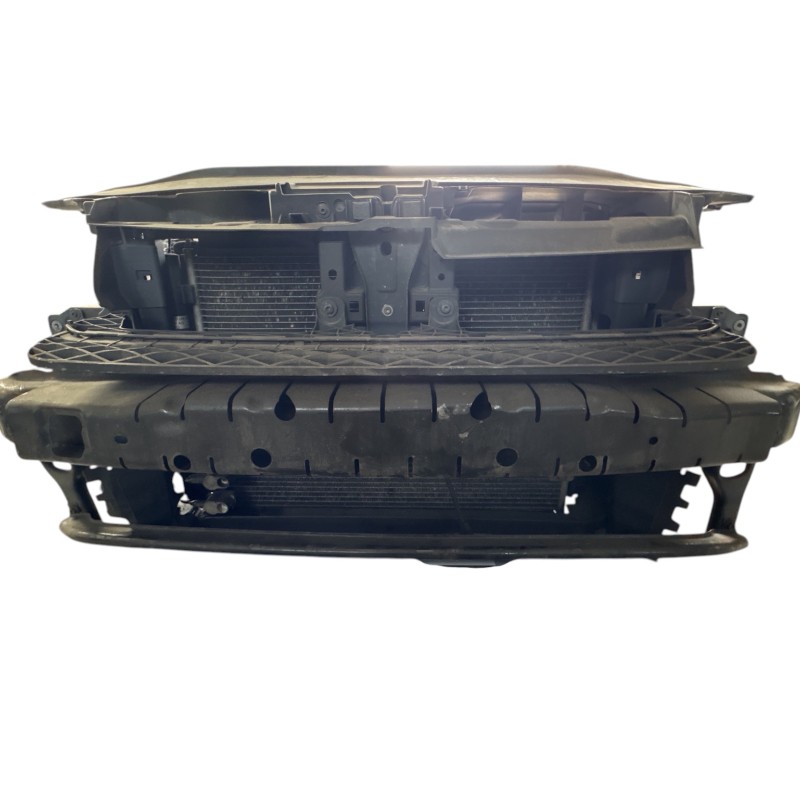Trager complet / Volkswagen Passat B7 2013 / Caroserie, oglinzi si faruri