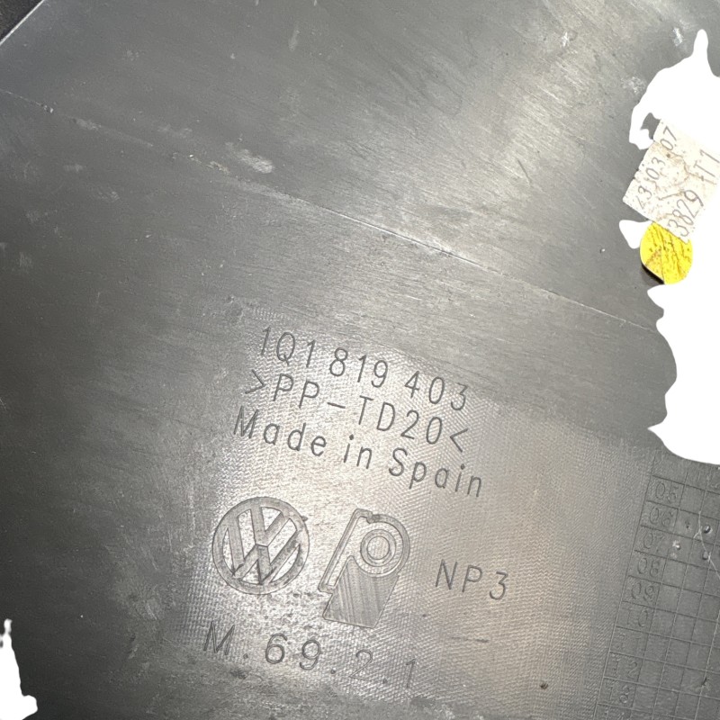 Grila stergatoare / Volkswagen Eos 1F 2007 / Caroserie, oglinzi si faruri