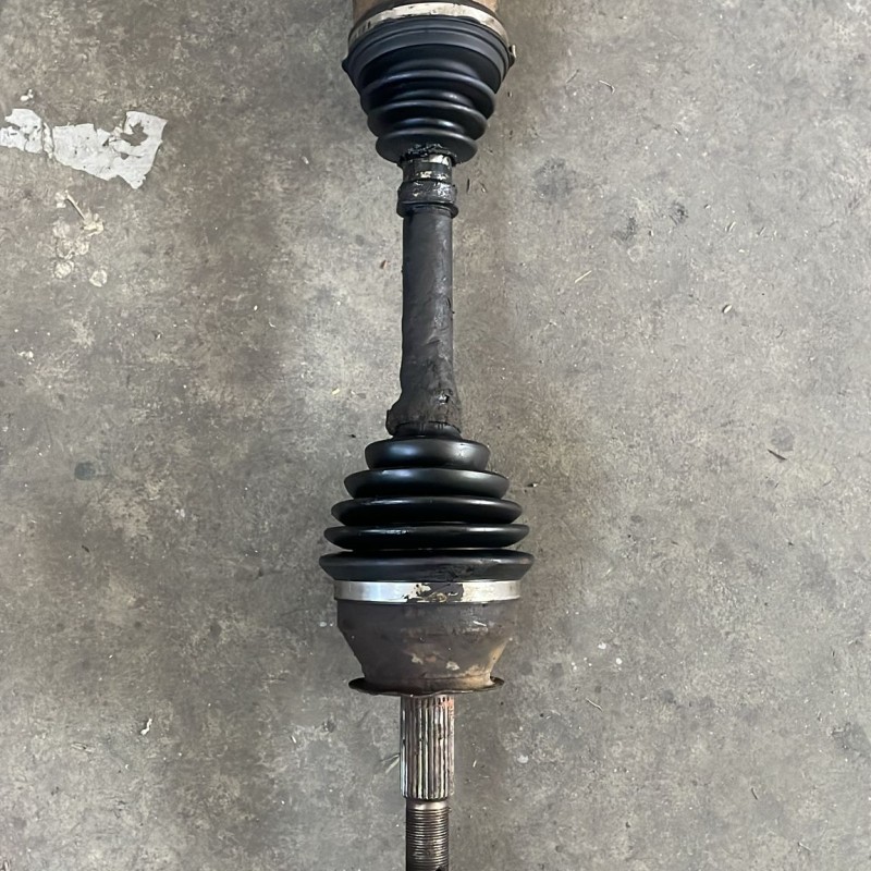 Planetara fata / Nissan Navara D40 2011 / Cutie viteze, ambreiaj, transmisie