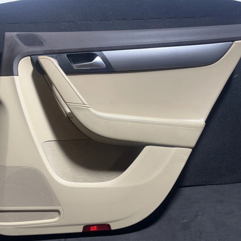Panou tapiterie usa dreapta spate / Volkswagen Passat B7 2012 / Interior