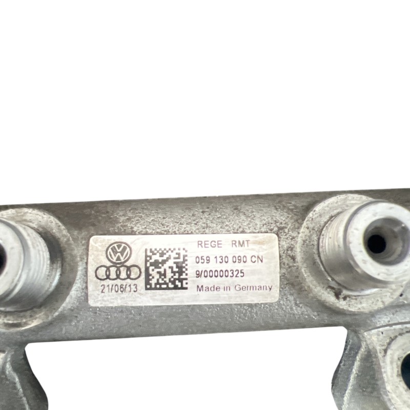 Rampa injectoare cu senzor / Audi A6 Allroad C7 2013 / Motor, racire si evacuare