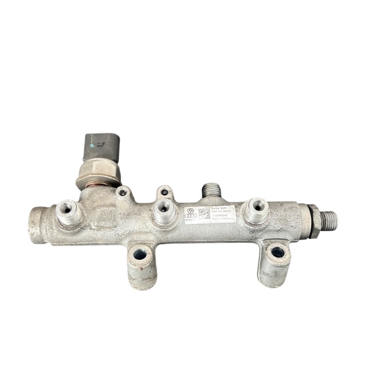 Rampa injectoare cu senzor / Audi A6 Allroad C7 2013 / Motor, racire si evacuare