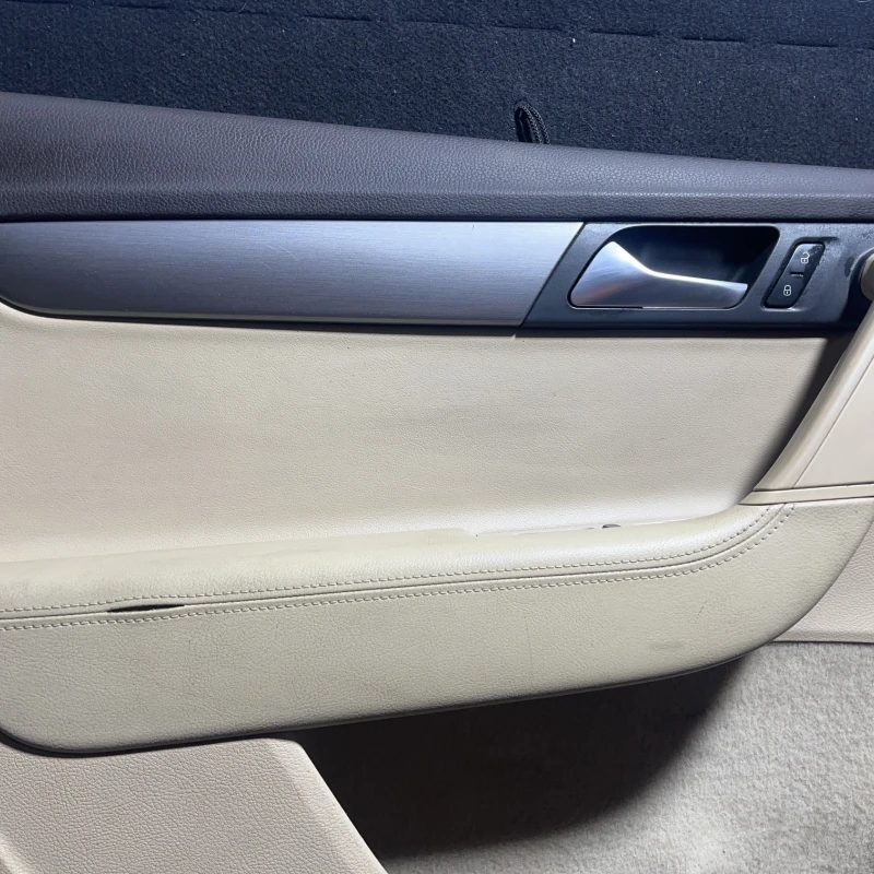 Panou tapiterie usa stanga fata / Volkswagen Passat B7 2012 / Interior