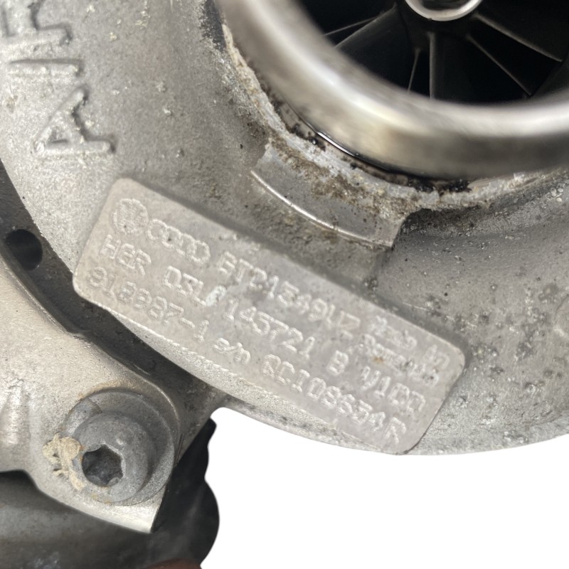Turbosuflanta turbo turbina / Audi Q5 8R 2013 / Motor, racire si evacuare