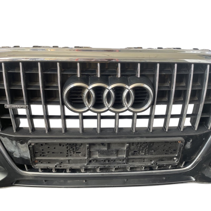 Bara fata / Audi Q5 8R 2013 / Caroserie, oglinzi si faruri