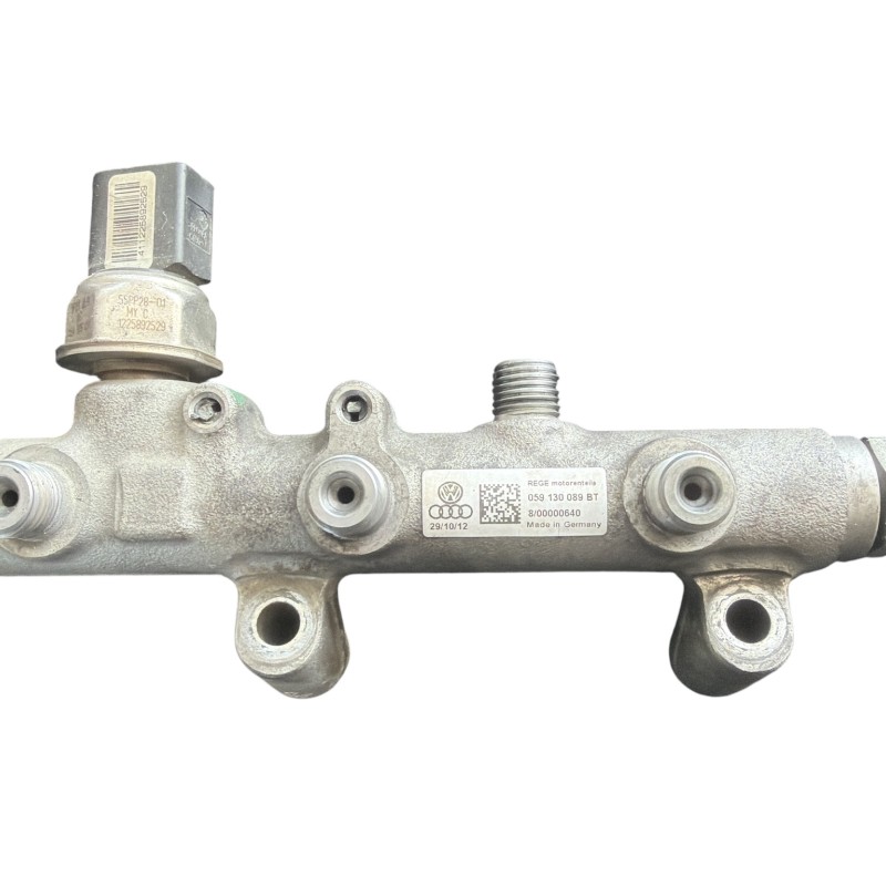 Rampa injectoare cu senzor / Audi A6 Allroad C7 2013 / Motor, racire si evacuare