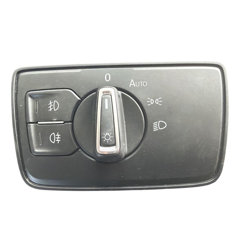 Bloc lumini / Volkswagen Passat B8 2017 / Caroserie, oglinzi si faruri
