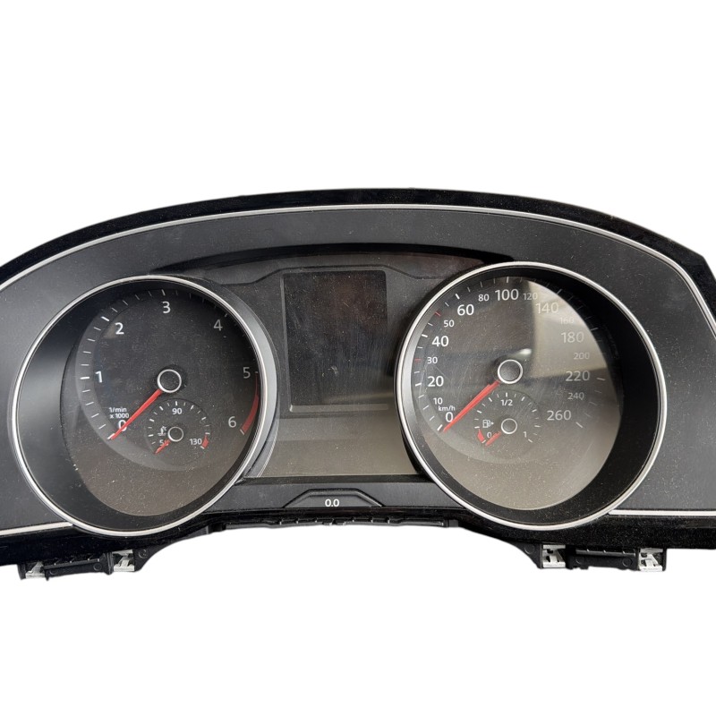 Ceas bord / Volkswagen Passat B8 2017 / Audio si electronice