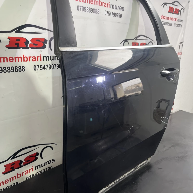 Usa stanga spate / Volkswagen Passat B7 2012 / Caroserie, oglinzi si faruri