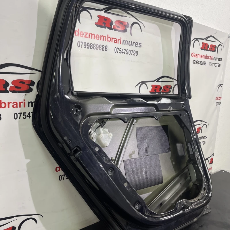 Usa stanga spate / Volkswagen Passat B7 2012 / Caroserie, oglinzi si faruri