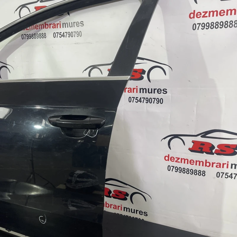 Usa stanga fata / Volkswagen Passat B7 2012 / Caroserie, oglinzi si faruri