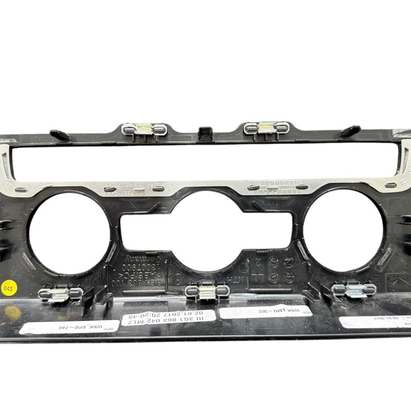 Ornament trim bord / Volkswagen Passat B8 2017 / Interior