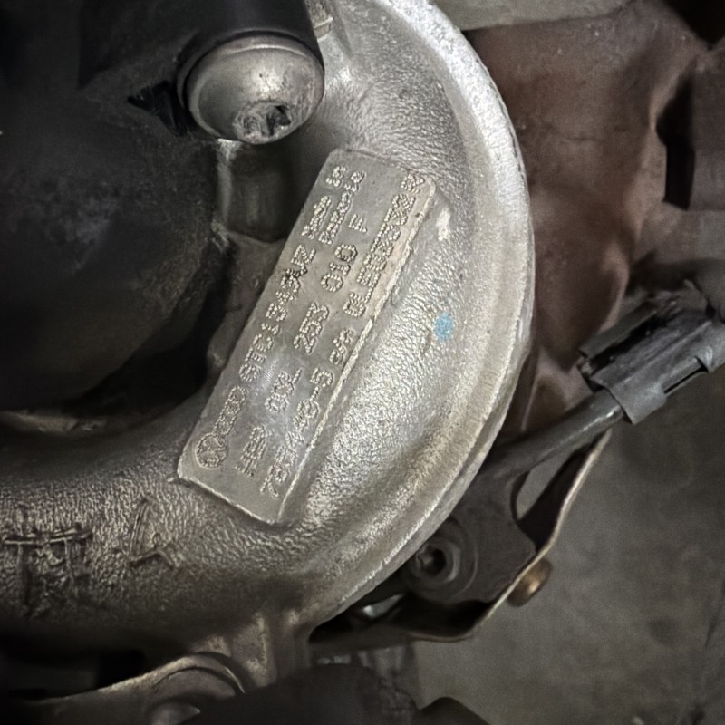 Turbosuflanta turbo turbina / Volkswagen Passat B7 2012 / Motor, racire si evacuare