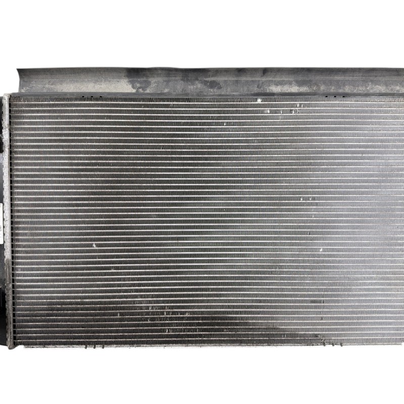 Radiator apa / Volkswagen Passat B8 2017 / Motor, racire si evacuare