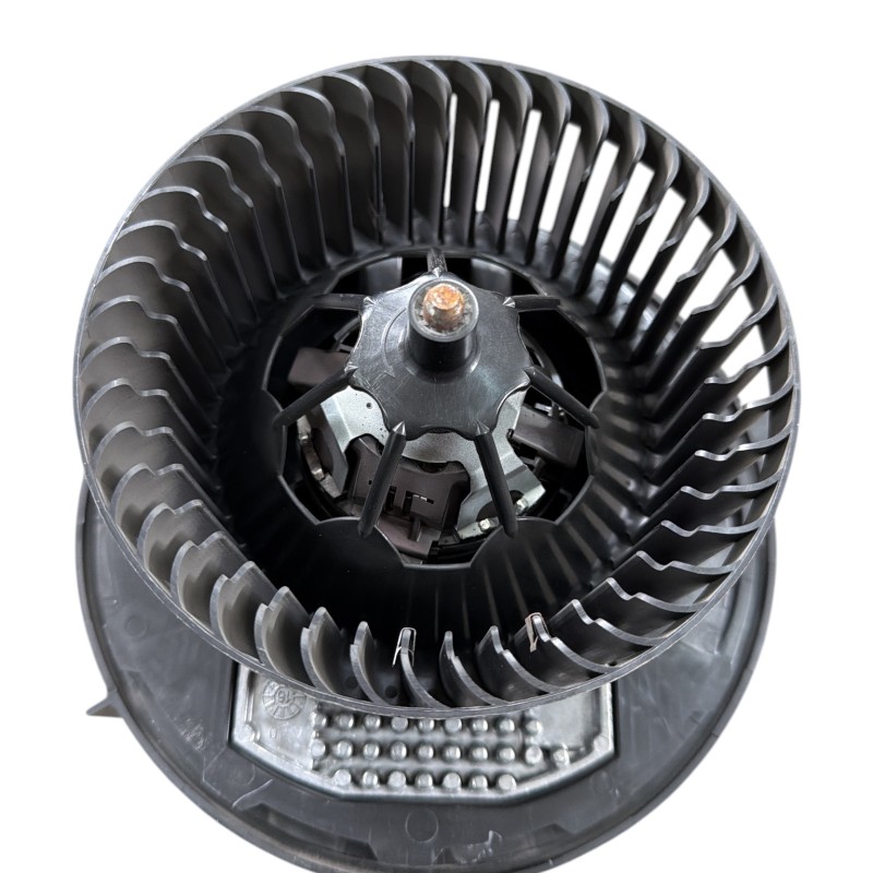 Ventilator aeroterma bord / Volkswagen Passat B8 2017 / Climatizare