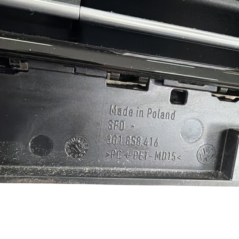 Grila aer bord / Volkswagen Passat B8 2017 / Interior
