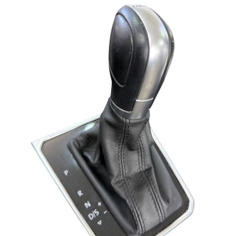 Nuca schimbator dsg / Volkswagen Passat B8 2017 / Interior