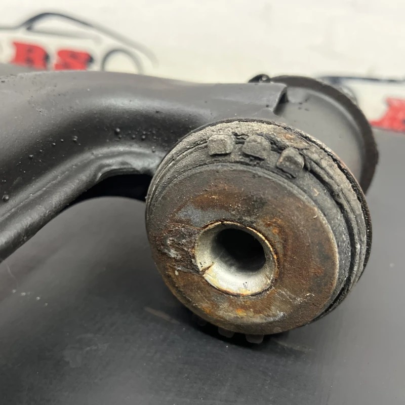 Brat inferior stanga fata / Mercedes-Benz SL R129 1993 / Directie si suspensie