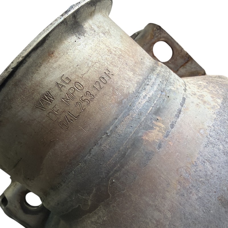 Filtru de particule DPF / Volkswagen Passat B8 2017 / Motor, racire si evacuare
