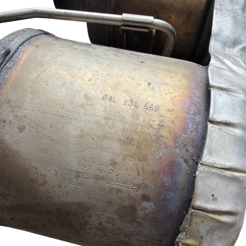 Filtru de particule DPF / Volkswagen Passat B8 2017 / Motor, racire si evacuare