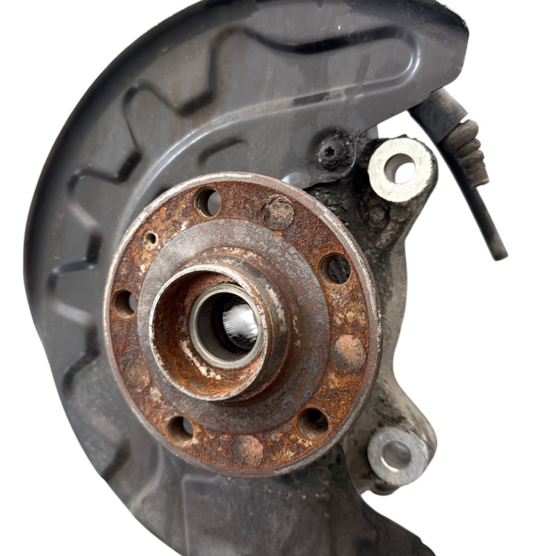 Fuzeta dreapta fata / Volkswagen Passat B8 2017 / Directie si suspensie