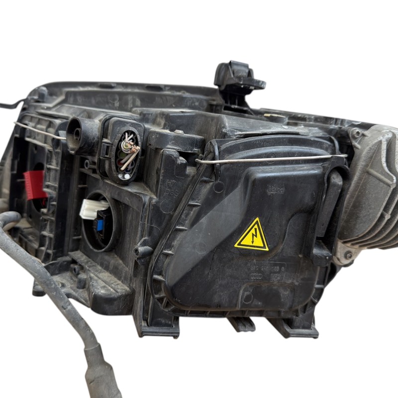 Far dreapta xenon / Audi Q5 8R 2013 / Caroserie, oglinzi si faruri