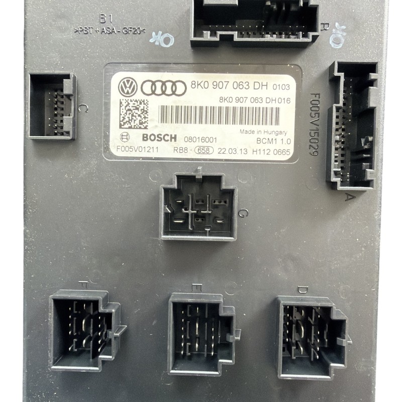 Calculator confort bcm / Audi Q5 8R 2013 / Audio si electronice