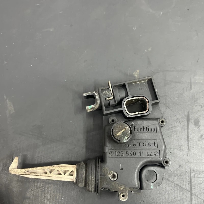 Senzor nivel faruri / Mercedes-Benz SL R129 1993 / Caroserie, oglinzi si faruri