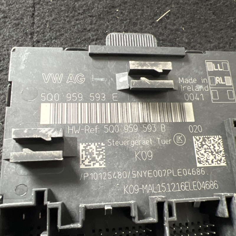 Modul confort / Volkswagen Passat B8 2017 / Audio si electronice