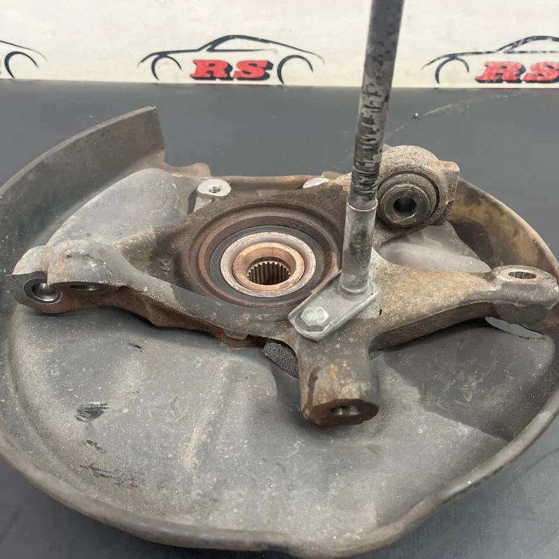 Fuzeta dreapta spate / Mercedes-Benz SL R129 1992 / Directie si suspensie