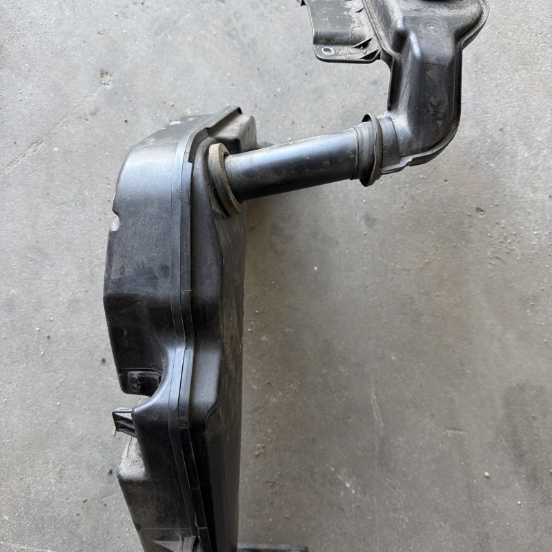 Vas lichid parbriz strop gel / Audi Q5 8R 2013 / Caroserie, oglinzi si faruri