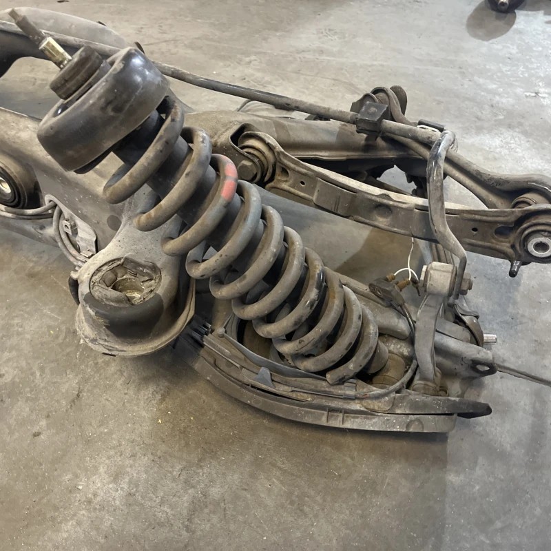 Punte spate / Mercedes-Benz SL R129 1993 / Directie si suspensie