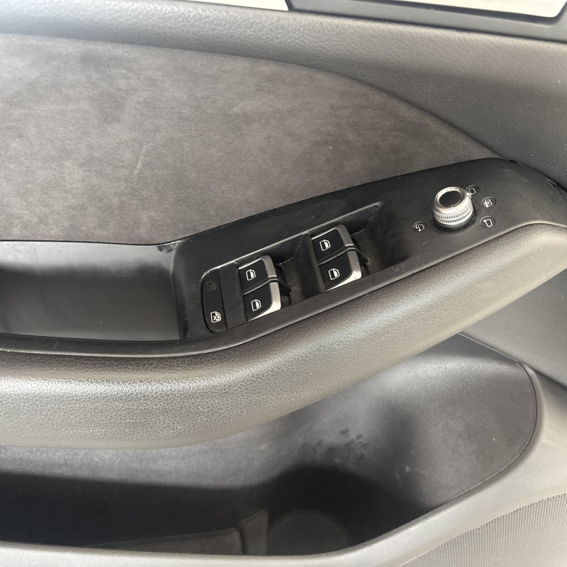 Panou tapiterie usa stanga fata / Audi Q5 8R 2013 / Interior