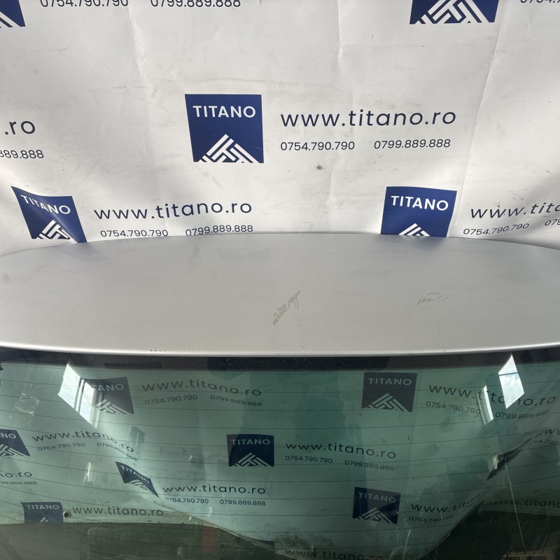 Haion / Volkswagen Passat B8 2017 / Caroserie, oglinzi si faruri