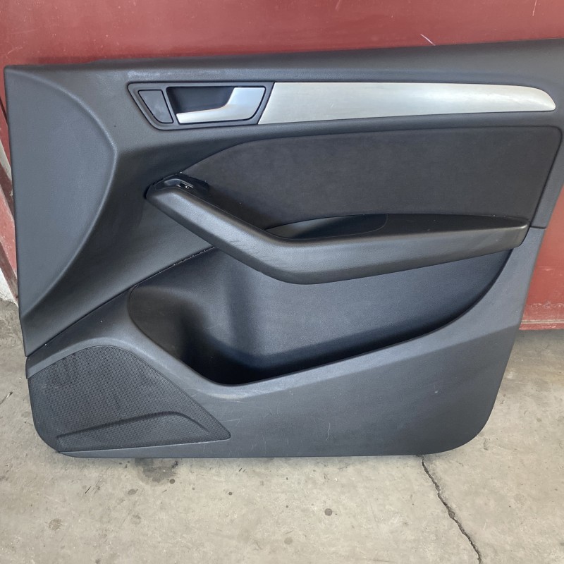 Panou tapiterie usa dreapta fata Audi Q5 8R 2013