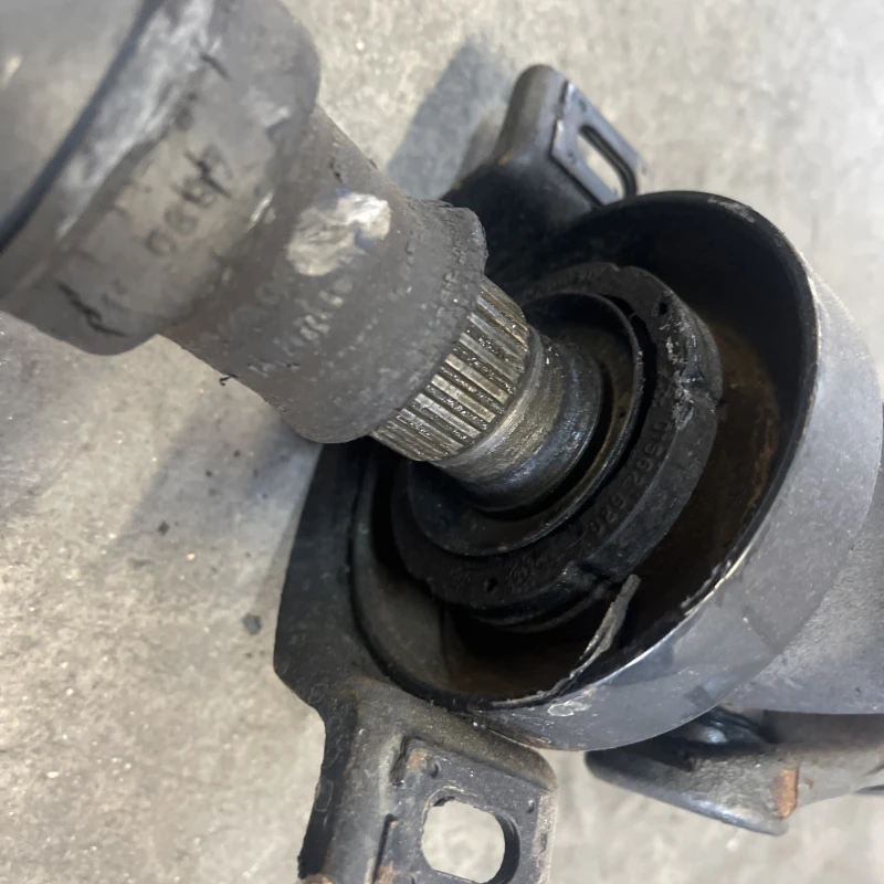 Cardan spate / Mercedes-Benz SL R129 1992 / Cutie viteze, ambreiaj, transmisie