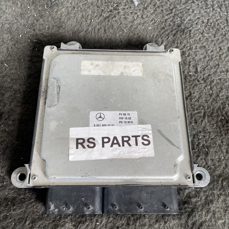 Calculator motor ecu / Mercedes-Benz C Class W204 2012 / Audio si electronice