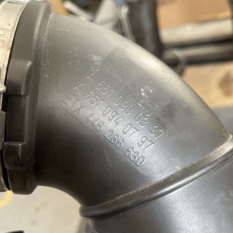 Furtun aer / Mercedes-Benz C Class W204 2012 / Motor, racire si evacuare