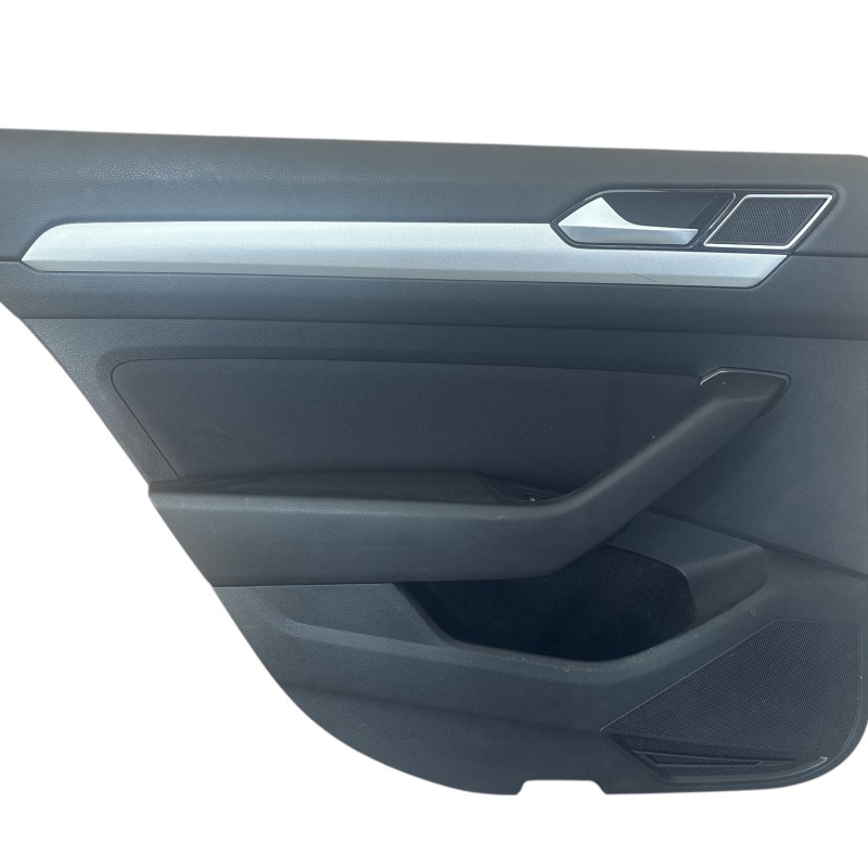 Panou tapiterie usa stanga spate Volkswagen Passat B8 2017