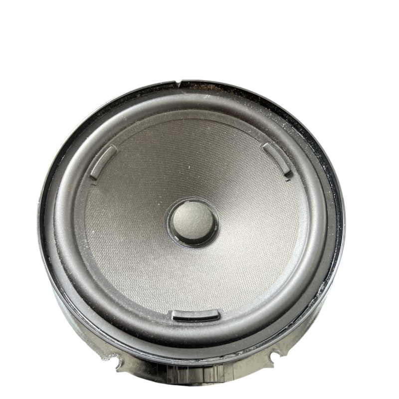 Boxa usa fata / Volkswagen Passat B8 2017 / Audio si electronice