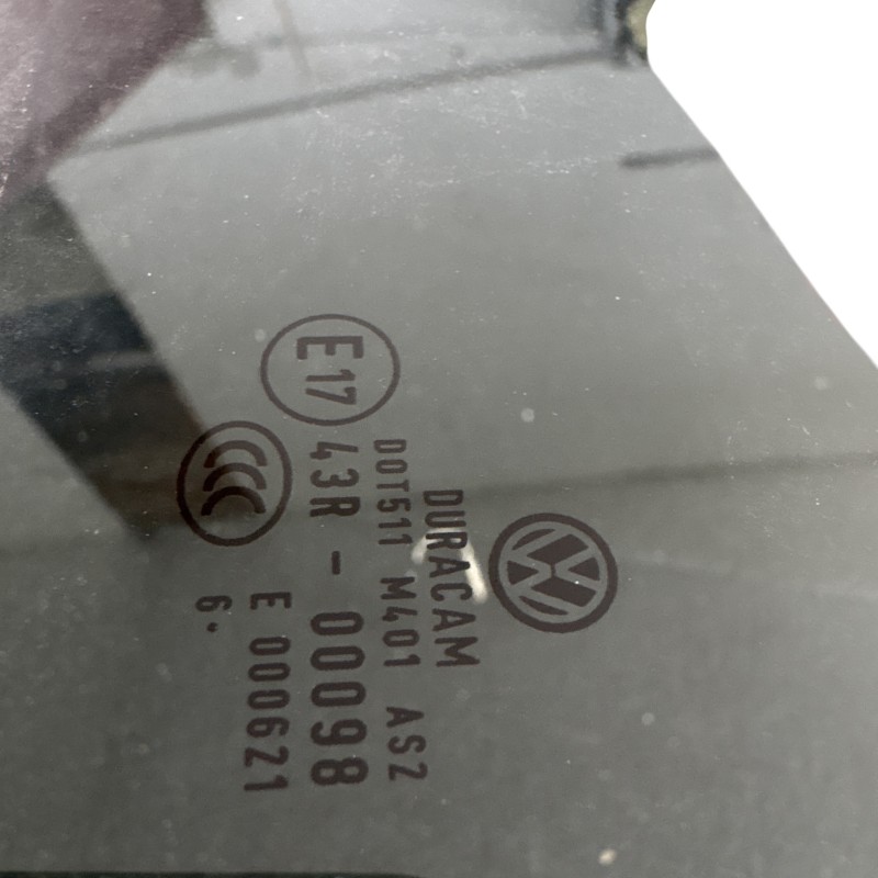 Geam stanga fata / Volkswagen Passat B8 2017 / Caroserie, oglinzi si faruri