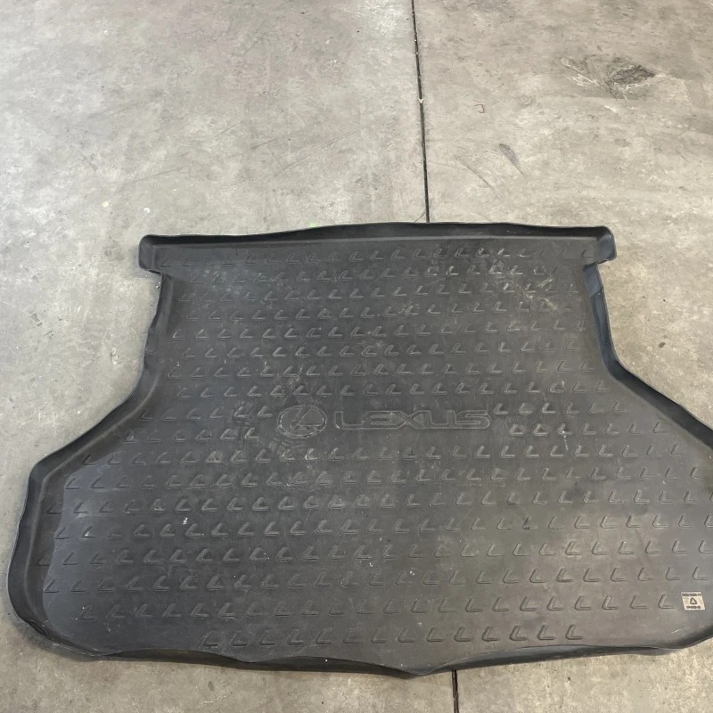 Pres portbagaj / Lexus RX 400h XU30 2007 / Interior